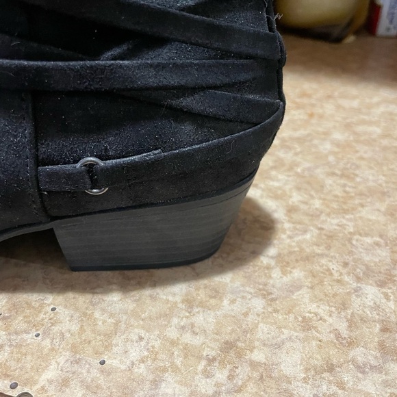 DAISY FUENTES WINSLET BOOTIES size 8.5 - Picture 4 of 8